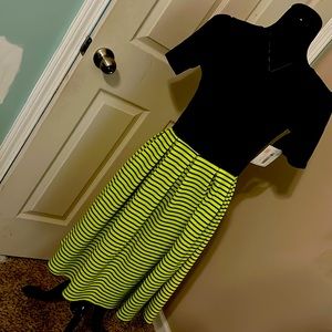 Lularoe Amelia